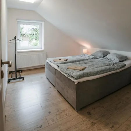 Villa Wellness Home, Forest Getaway Praga
