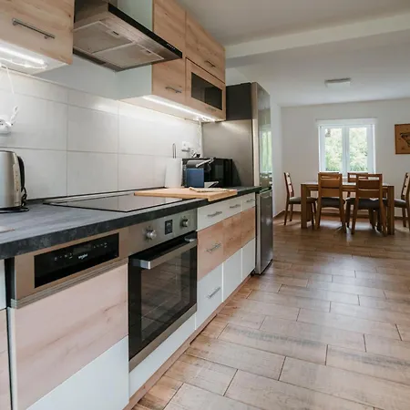 Wellness Home, Forest Getaway Praga
