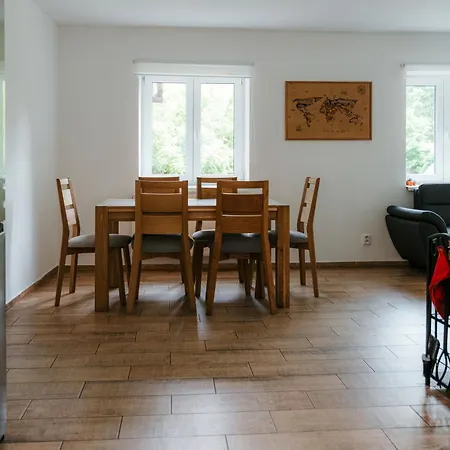 Wellness Home, Forest Getaway Villa Praga