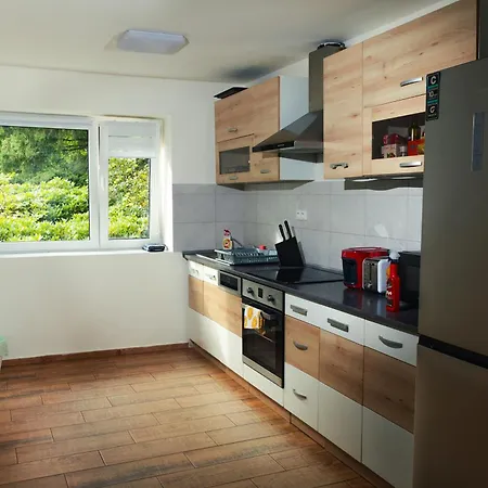 Wellness Home, Forest Getaway * プラハ